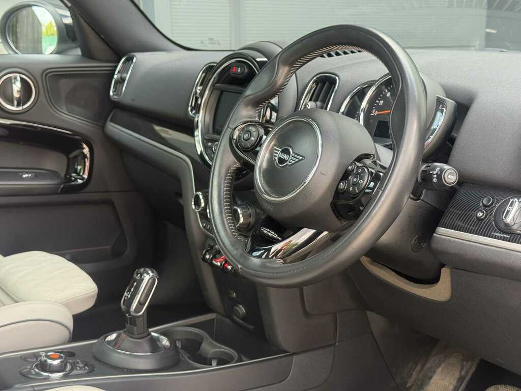 Mini Countryman 2.0 Cooper S Exclusive YH69EPK White #2