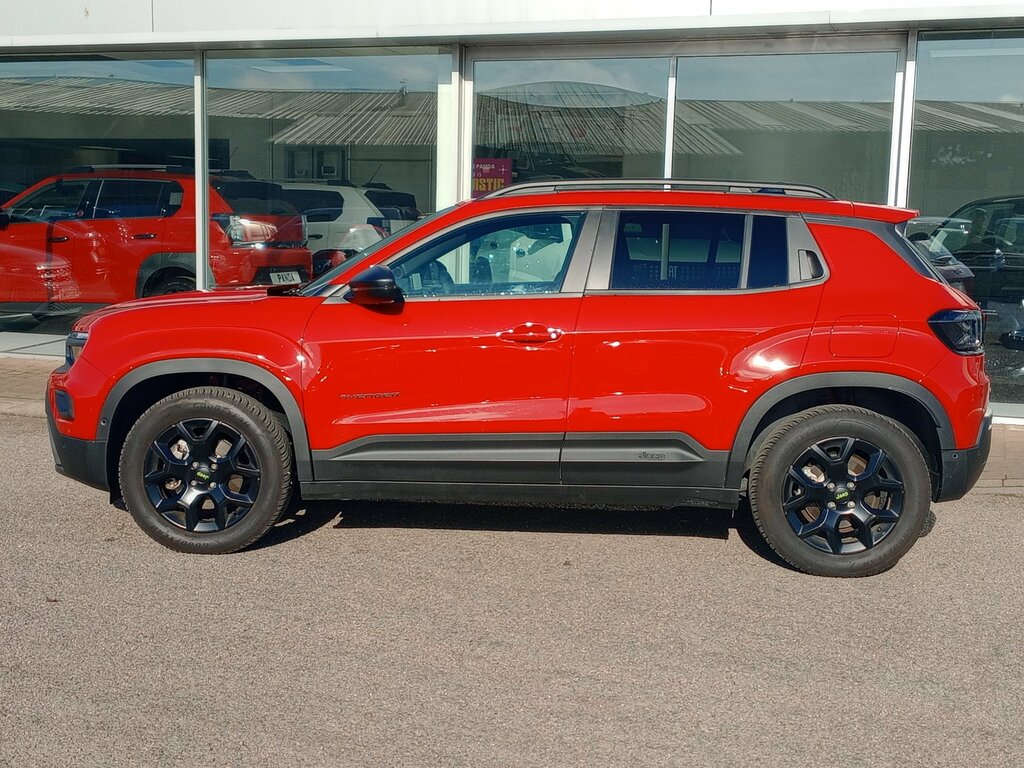 Jeep Avenger 1.2 E-hybrid Upland Dct E-awd 136 Red #4