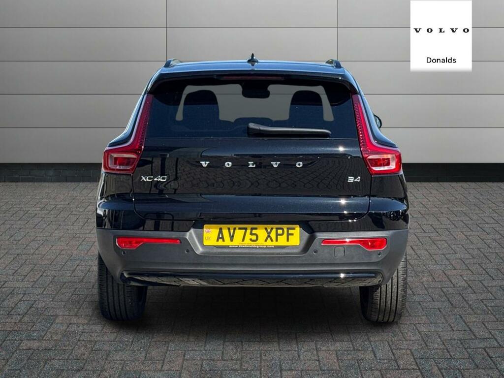 Volvo XC40 Plus B4 Mild Hybrid Dark AV75XPF Black #4