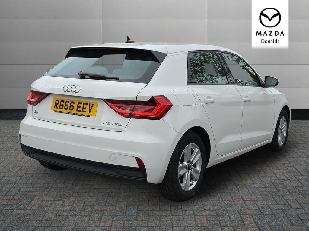 Audi A1 1.0 Tfsi 25 Technik Sportback Euro 6 Ss R666EEV White #3