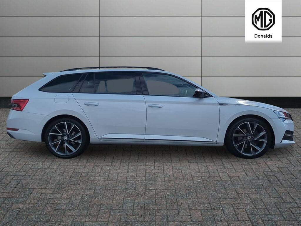 Skoda Superb 1.5 Tsi Act Sportline Plus Dsg Euro 6 Ss White #2
