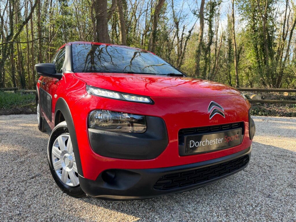 Citroen C4 Cactus 1.2 Puretech Touch Hatchback Eur Red