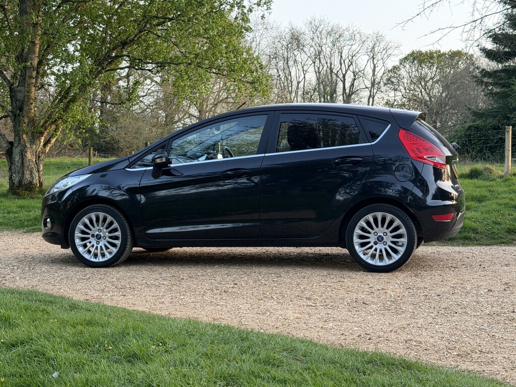 Ford Fiesta Hatchback 1.4 Titanium 2012 RO12HMK Black #3