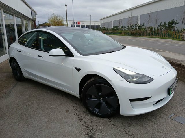 Tesla Model 3 Standard Range Plus Saloon Rwd BU22ZPM White #3