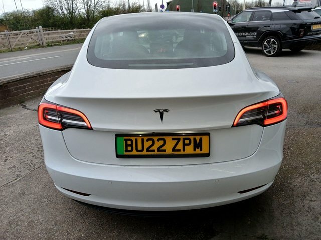 Tesla Model 3 Standard Range Plus Saloon Rwd BU22ZPM White #5