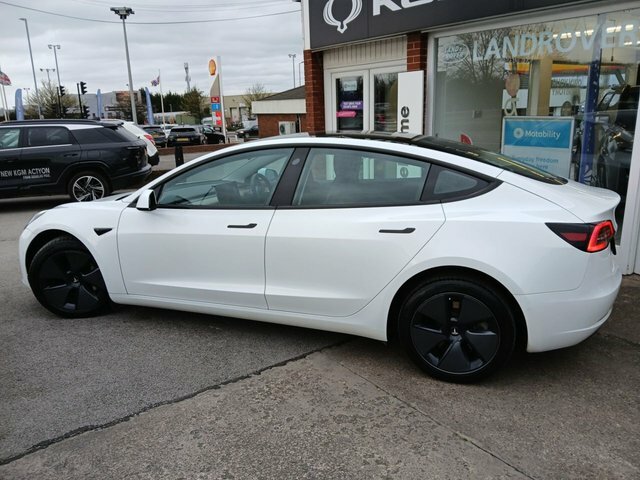 Tesla Model 3 Standard Range Plus Saloon Rwd BU22ZPM White #4