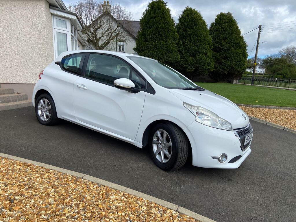 Peugeot 208 1.4 Hdi Active Euro 5 WF14LBZ White #3