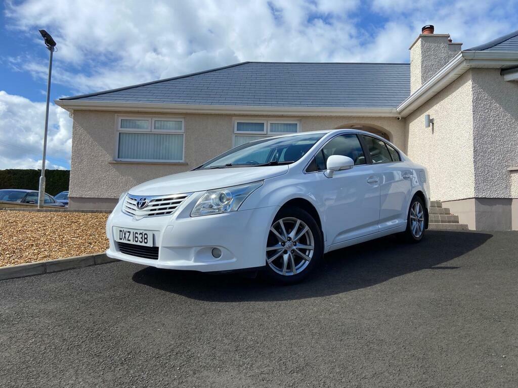 Toyota Avensis 1.8 V-matic Tr Saloon White