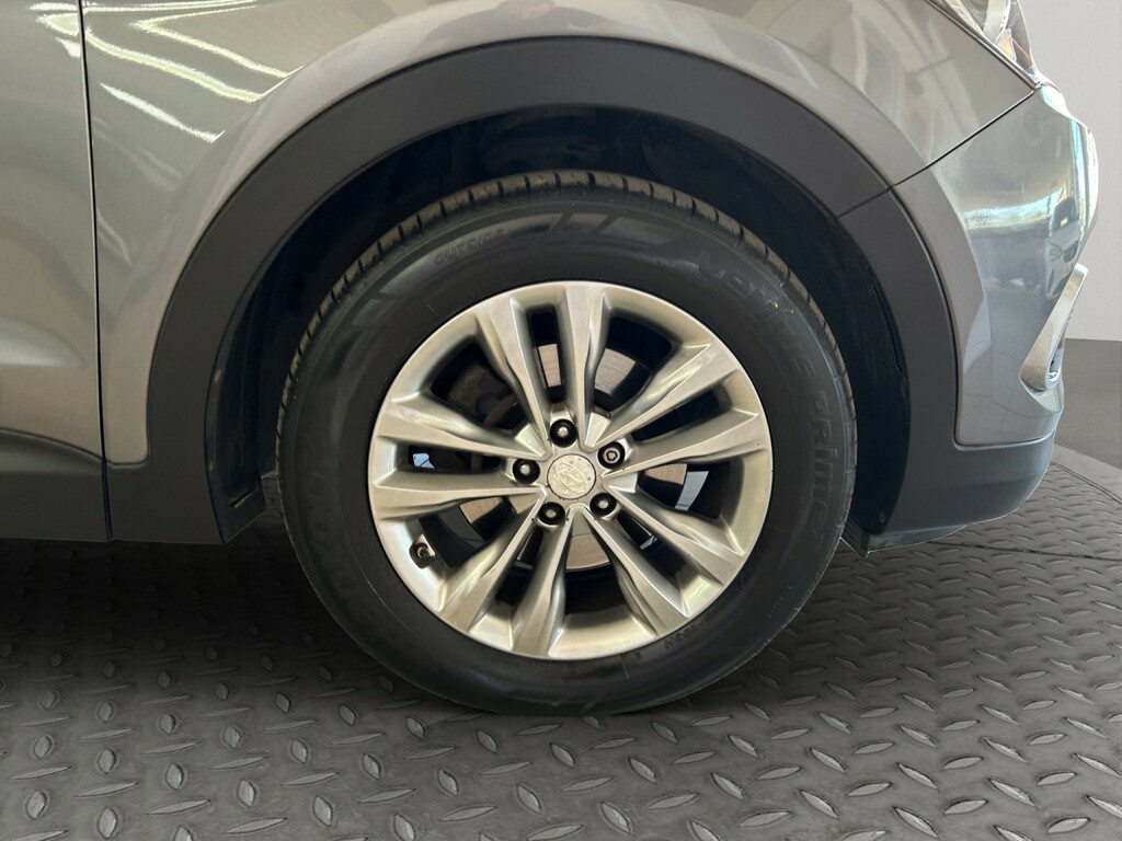 Hyundai Santa Fe Suv 2.2 Santa Fe 5-St 2.2 Prm Bd At My16 201666 AK66HBN Silver #4