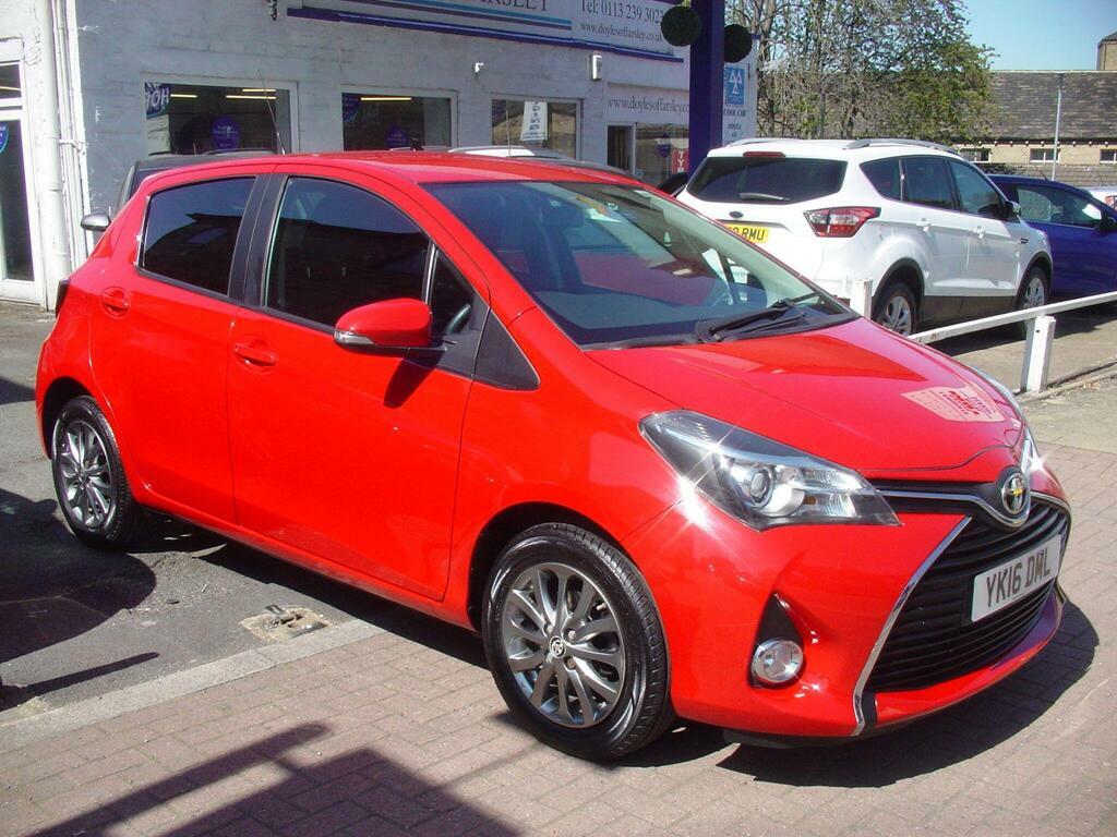 Toyota Yaris 1.33 Dual Vvt-i Icon Euro 6 YK16DML Red #3