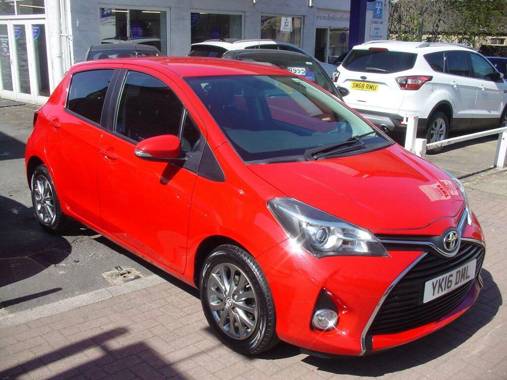 Toyota Yaris 1.33 Dual Vvt-i Icon Euro 6 YK16DML Red #2