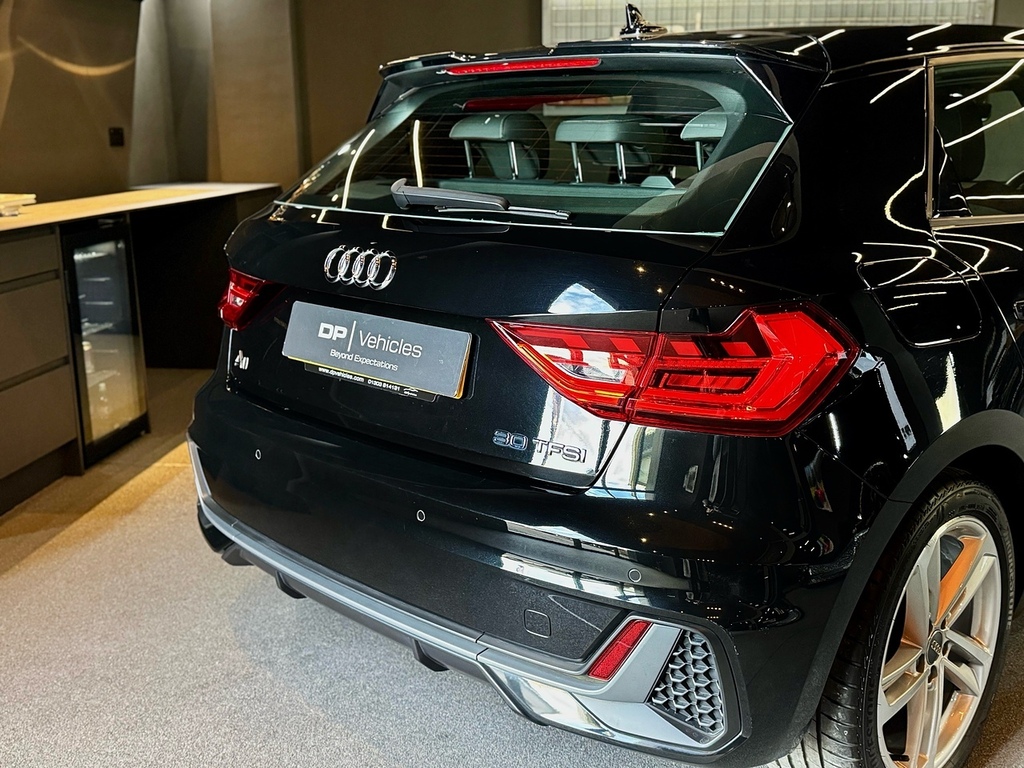 Audi A1 Tfsi S Line SO68NFN Black #5
