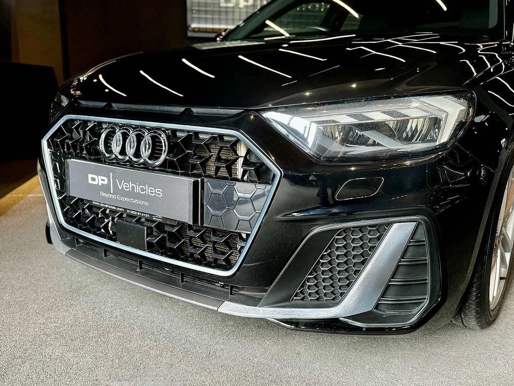 Audi A1 Tfsi S Line SO68NFN Black #4