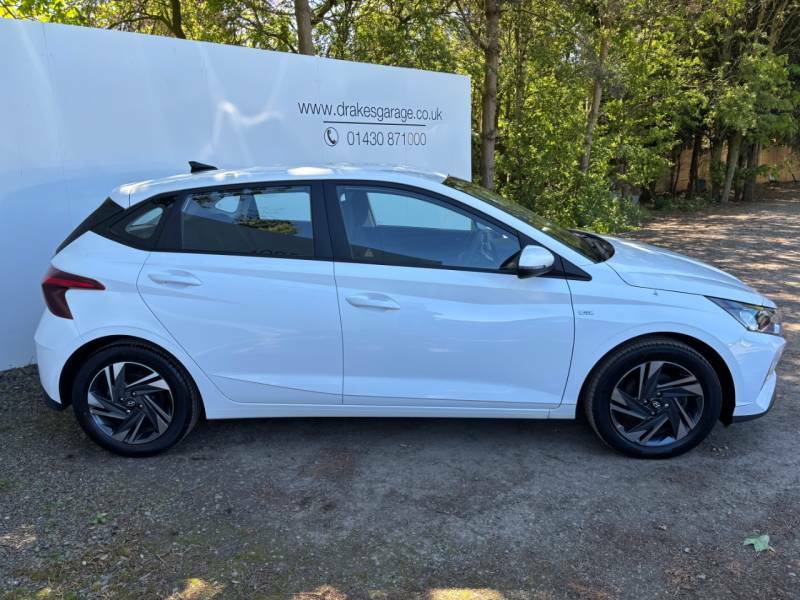 Hyundai I20 1.0T Gdi 48V Mhd Se Connect Dct - 2021 70 White #4