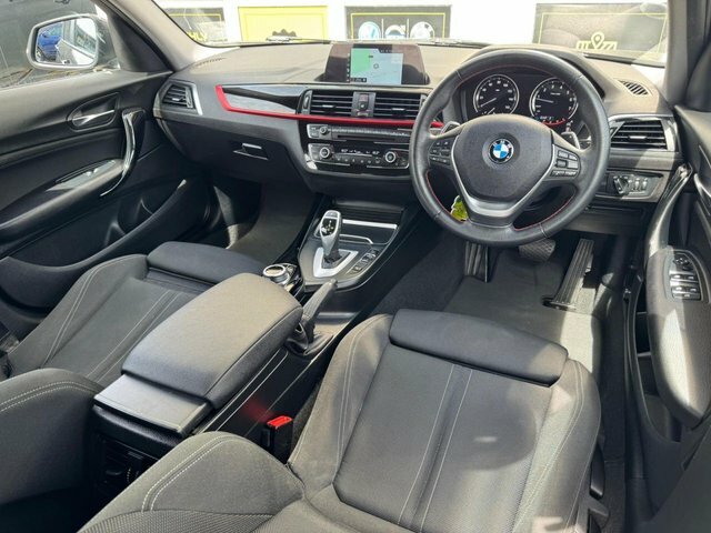 BMW 1 Series 2.0 120I Sport Hatchback Euro 6 S SM67DZW Black #5