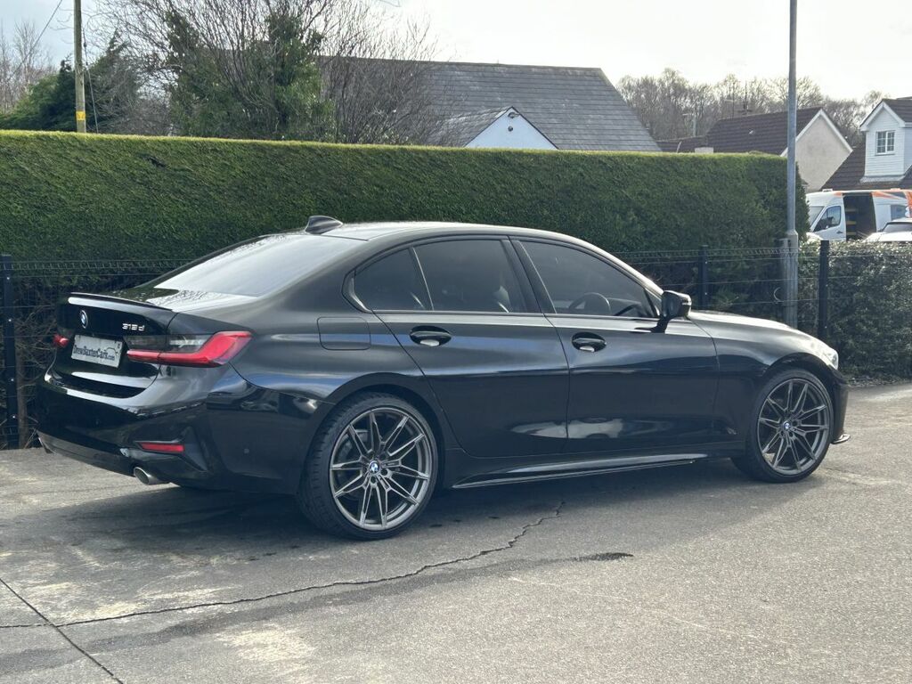 BMW 3 Series Saloon  Black #2