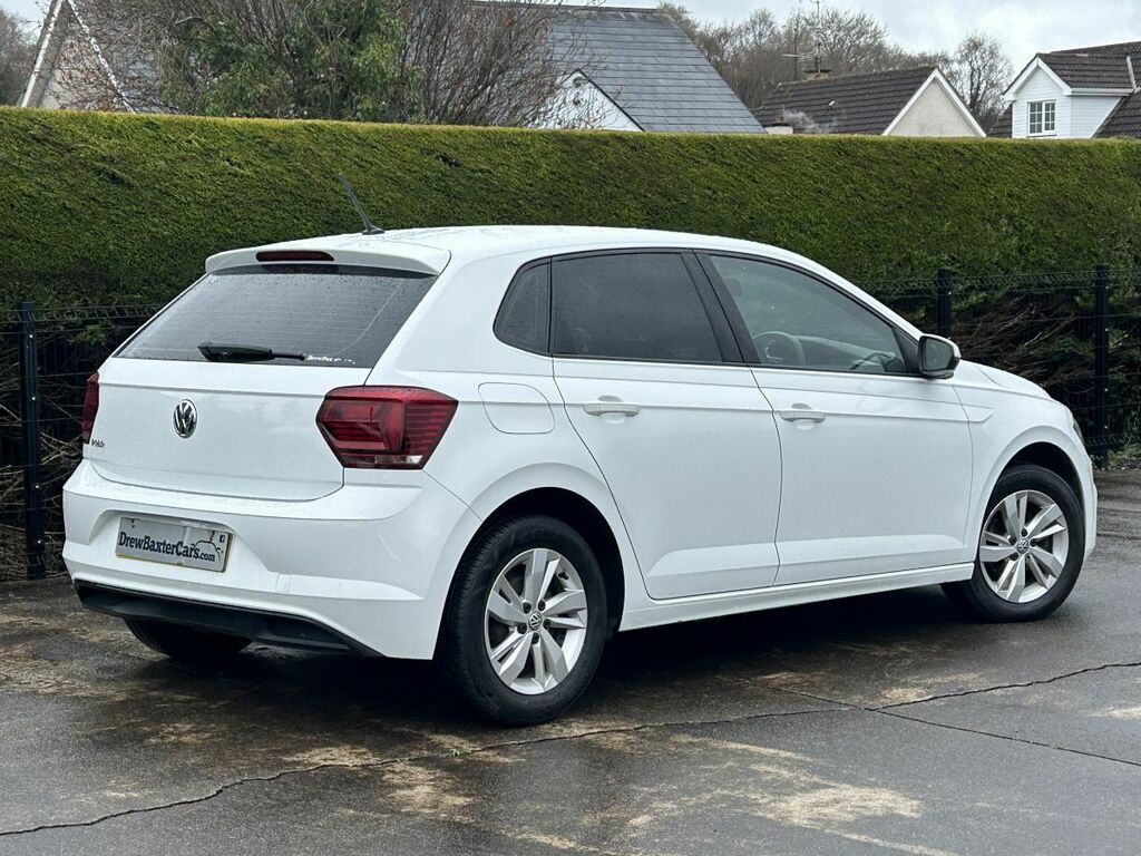 Volkswagen Polo Petrol White #4
