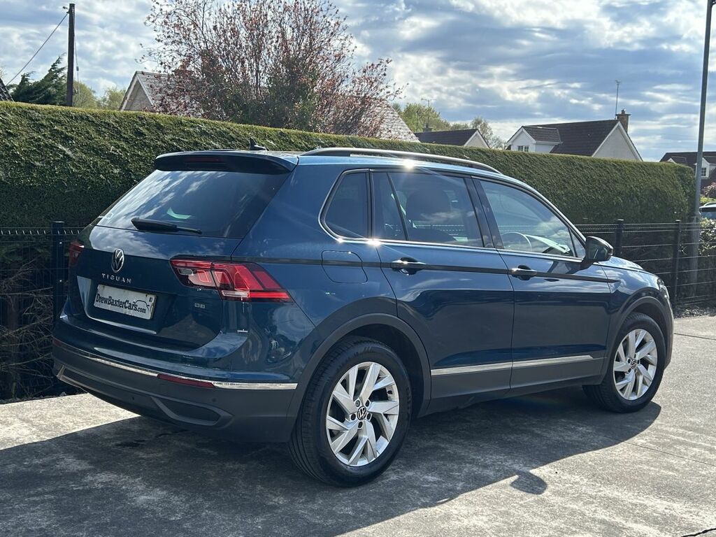 Volkswagen Tiguan Mpv  Blue #6
