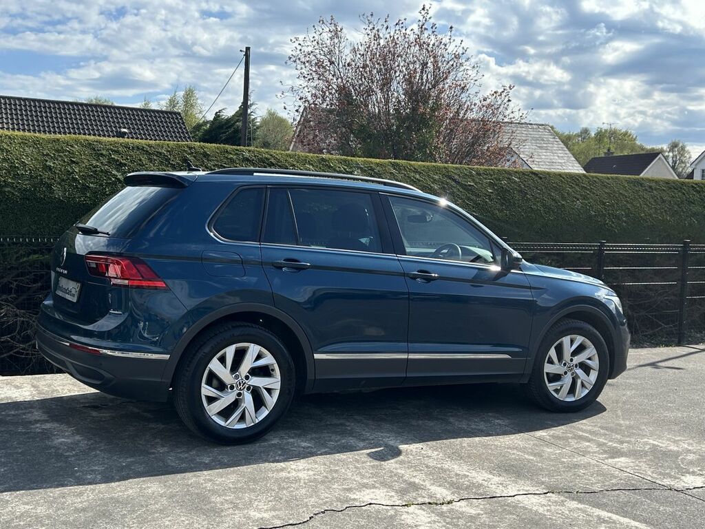 Volkswagen Tiguan Mpv  Blue #5