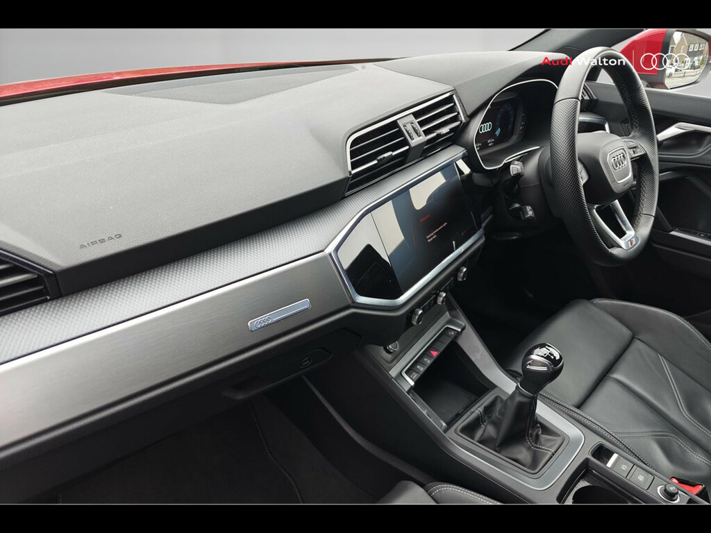 Audi Q3 S Line 35 Tfsi 150 Ps 6-Speed RJ24YUW Red #2