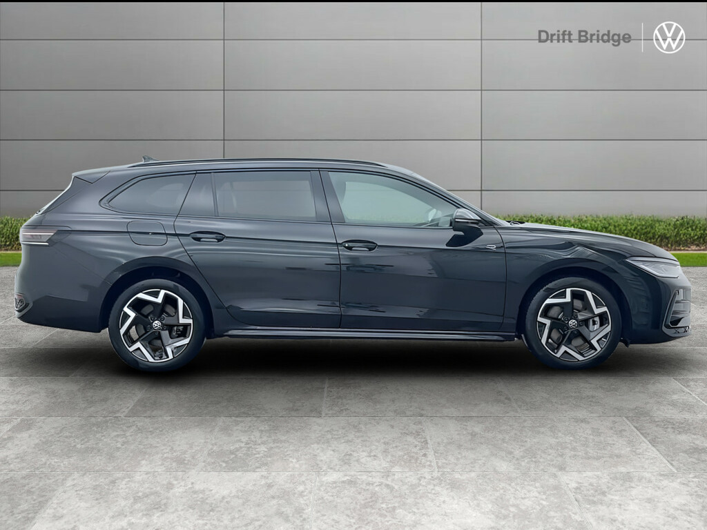 Volkswagen Passat 1.5 Tsi Ehybrid 272 R-line Dsg DA25CCE Black #4