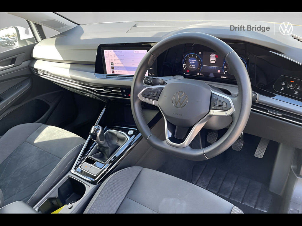 Volkswagen Golf 1.5 Tsi Style Edition LD23ZRO White #6