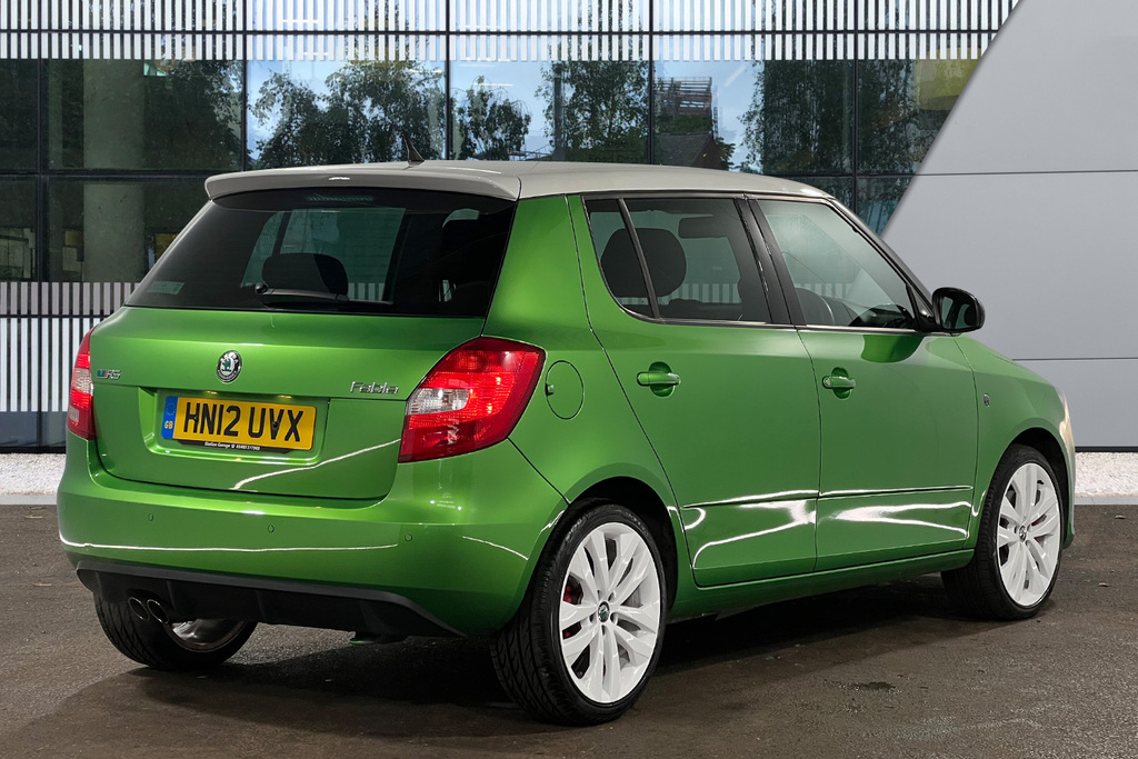 Skoda Fabia 1.4 Tsi Vrs Dsg Green #3