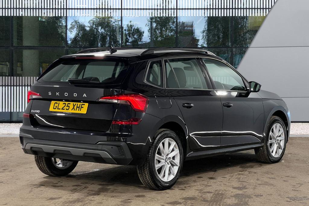 Skoda Kamiq 1.0 Tsi Se Edition GL25XHF Black #3