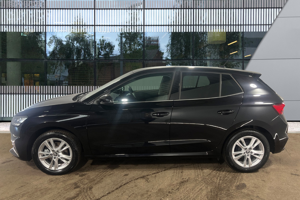 Skoda Fabia 1.0 Tsi 116 Se L Edition Dsg KT25DGV Black #6