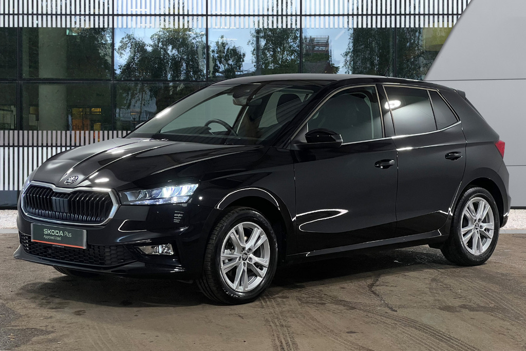Skoda Fabia 1.0 Tsi 116 Se L Edition Dsg KT25DGV Black #2