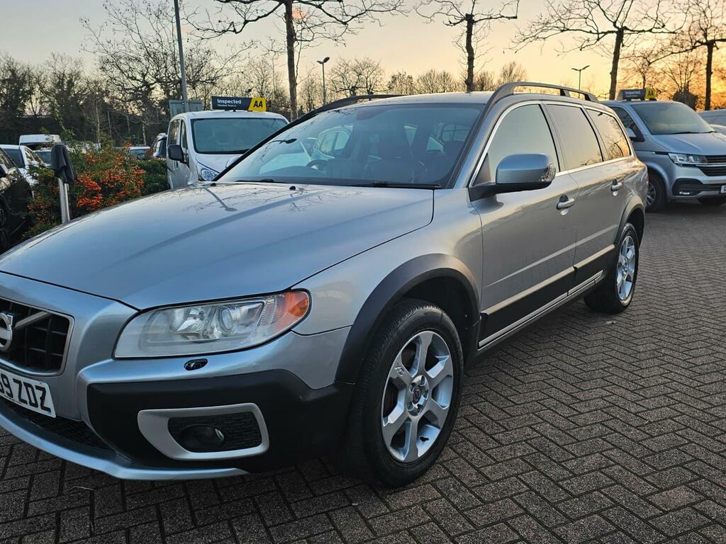 Volvo XC70 2.4 D5 Se Lux Premium Estate Geartronic Silver #5