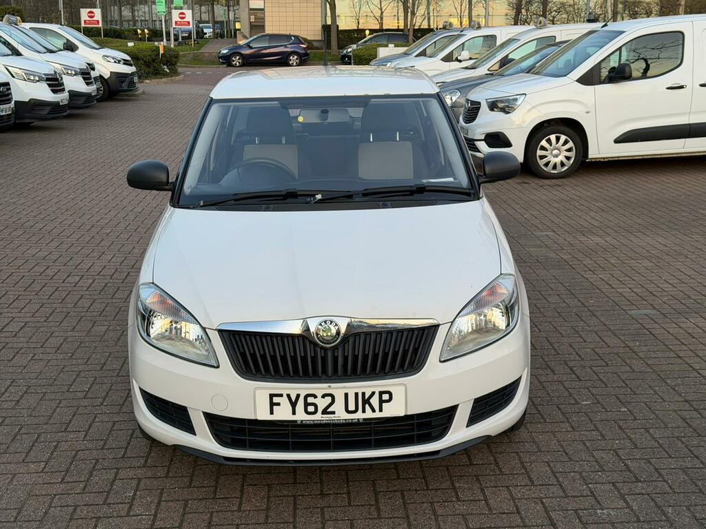 Skoda Fabia 1.6 Tdi S Hatchback Euro 5 75 P White #4