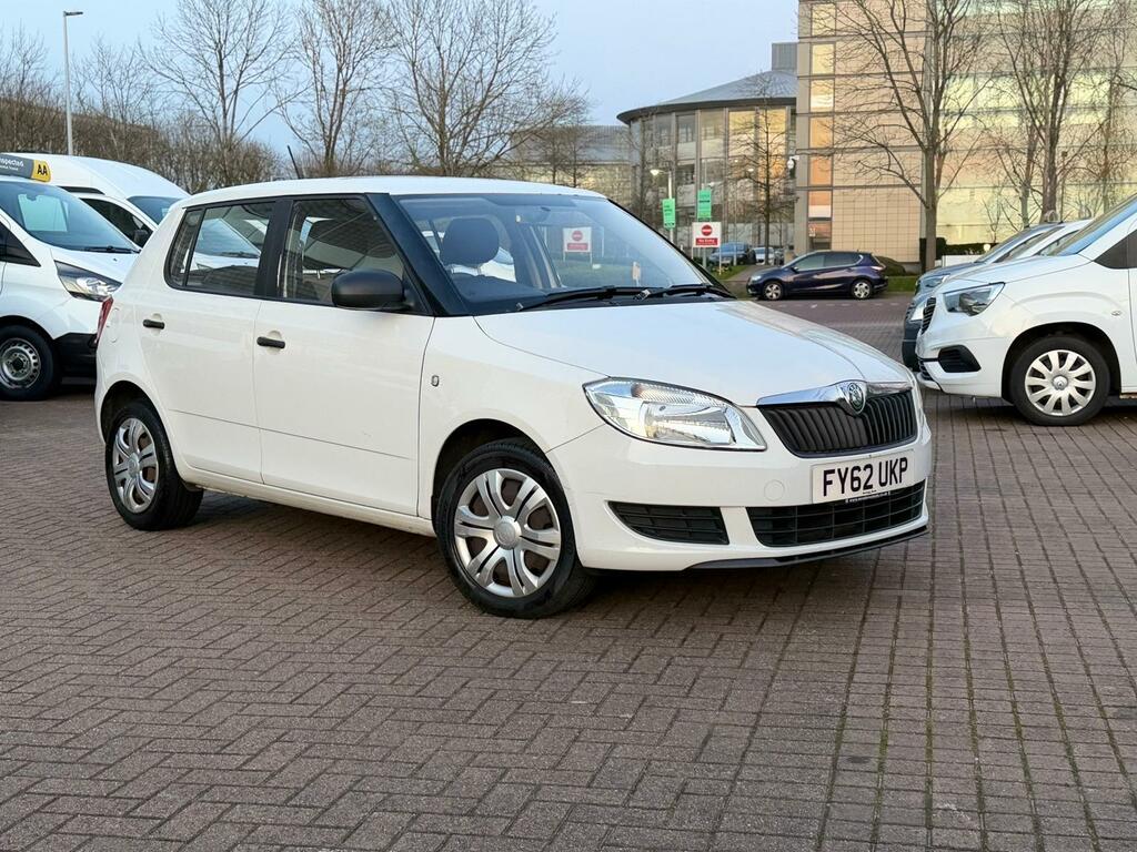 Skoda Fabia 1.6 Tdi S Hatchback Euro 5 75 P White #2