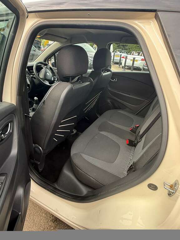 Renault Captur 1.5 Captur Dynamique Medianav Energy Dci Ss SJ64RHV Black #6