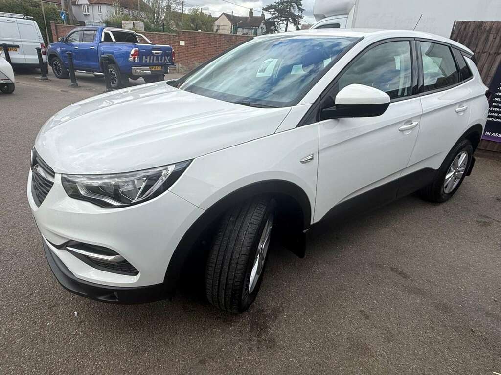 Vauxhall Grandland X 1.2 Grandland X Se T Ss YW18LBX White #2