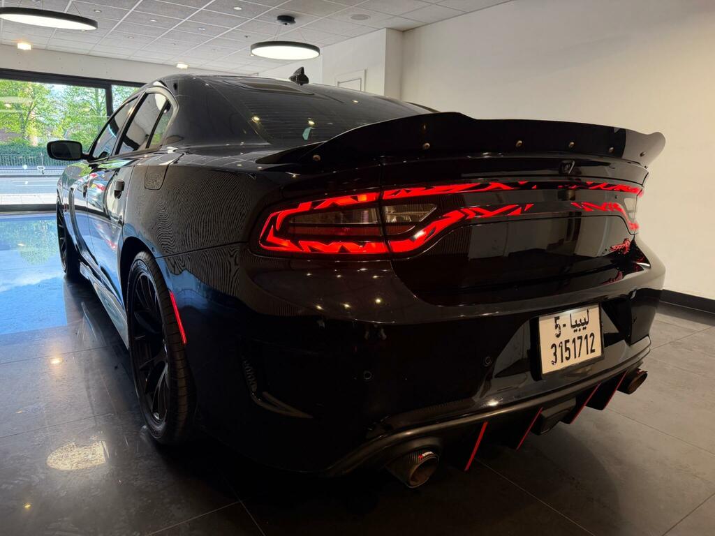 Dodge Charger 6.4 Srt Hemi Black #18