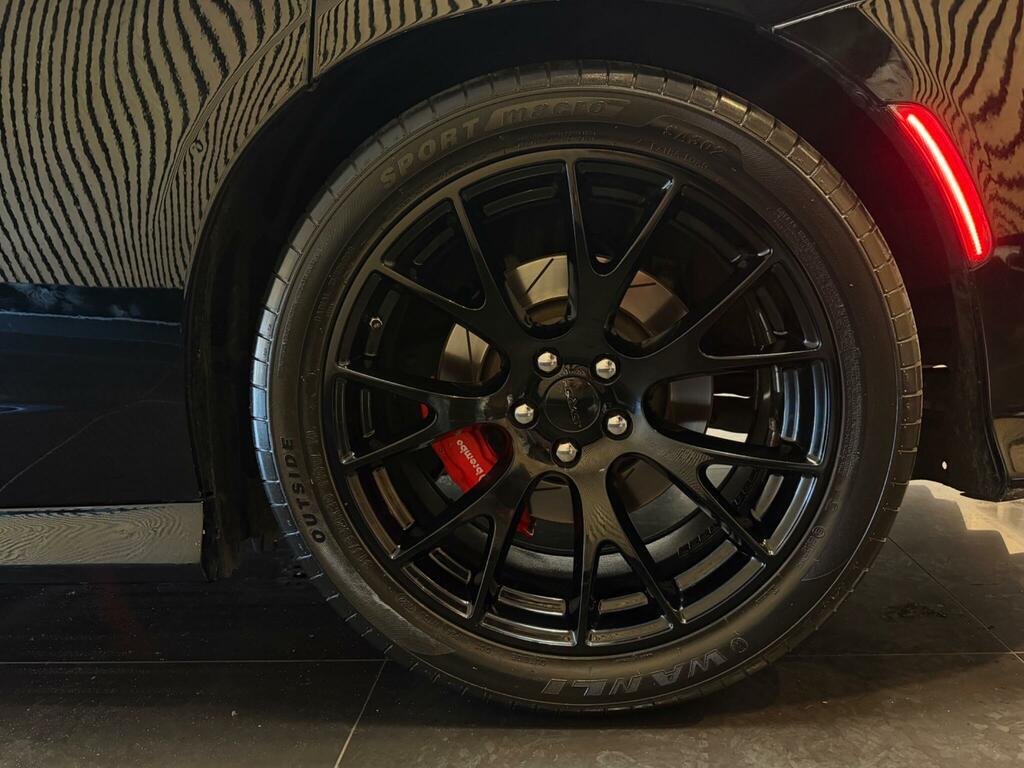 Dodge Charger 6.4 Srt Hemi Black #44