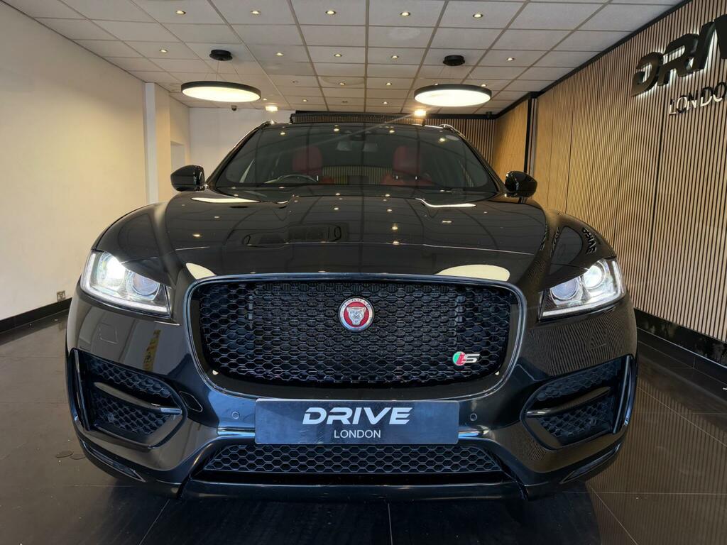 Jaguar F-Pace 3.0 D300 V6 S Awd Euro 6 Ss  Black #4