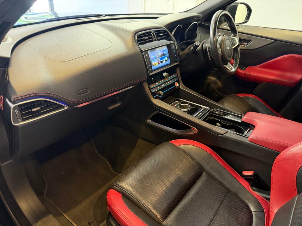 Jaguar F-Pace 3.0 D300 V6 S Awd Euro 6 Ss  Black #2
