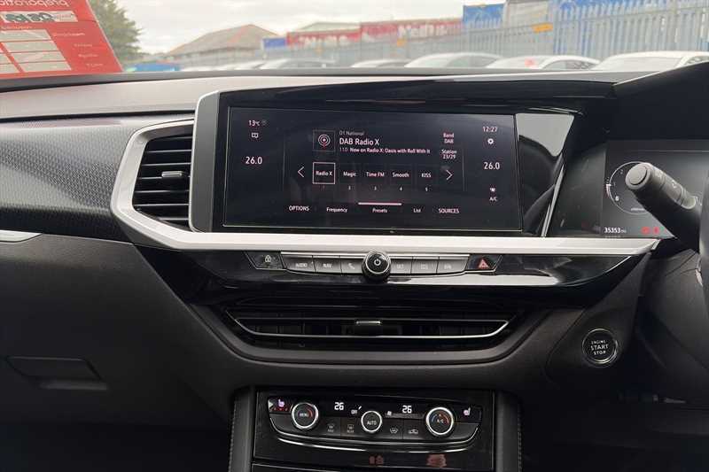 Vauxhall Grandland 1.5 Turbo D Ultimate Suv Euro 6 S EA72OYK Black #2