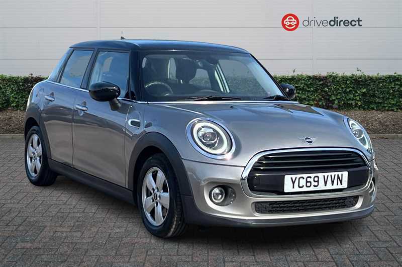Mini Hatch 1.5 Cooper Classic Hatchback Steptronic Silver