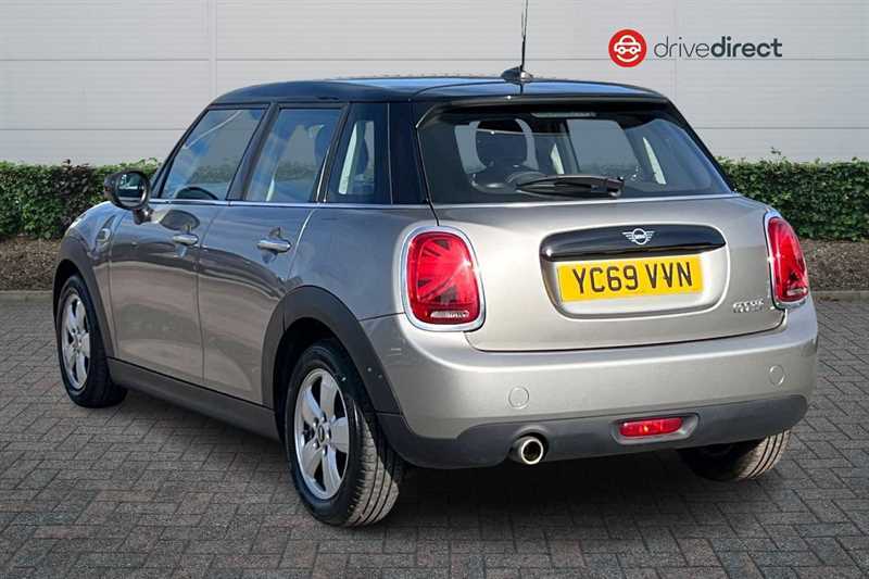 Mini Hatch 1.5 Cooper Classic Hatchback Steptronic YC69VVN Silver #5
