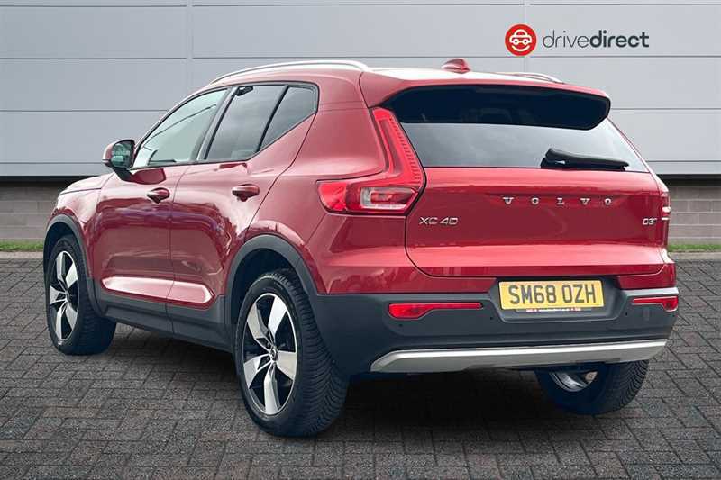 Volvo XC40 2.0 D3 Momentum Suv Awd Euro 6 S SM68OZH Red #5
