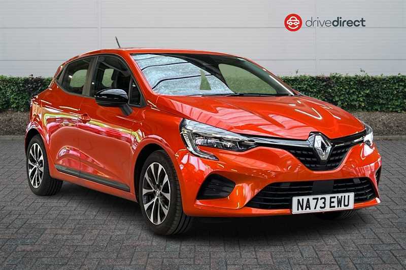 Renault Clio 1.0 Tce Evolution Hatchback Euro Orange