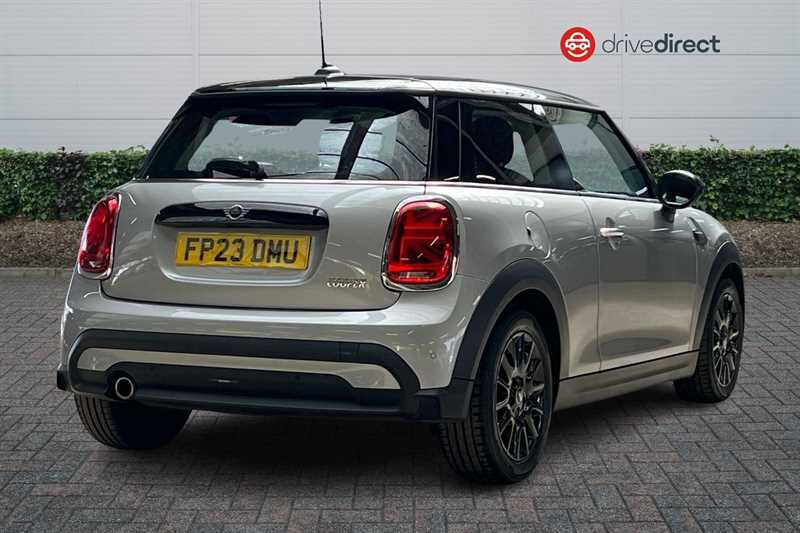 Mini Hatch 1.5 Cooper Classic Hatchback Steptronic FP23DMU #3