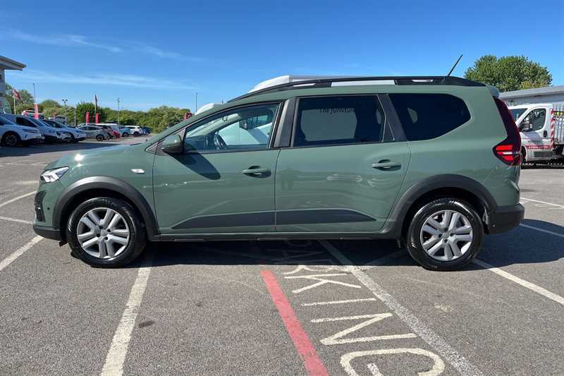 Dacia Jogger 1.0 Tce Expression Mpv Euro 6 S DY23GYJ Green #4