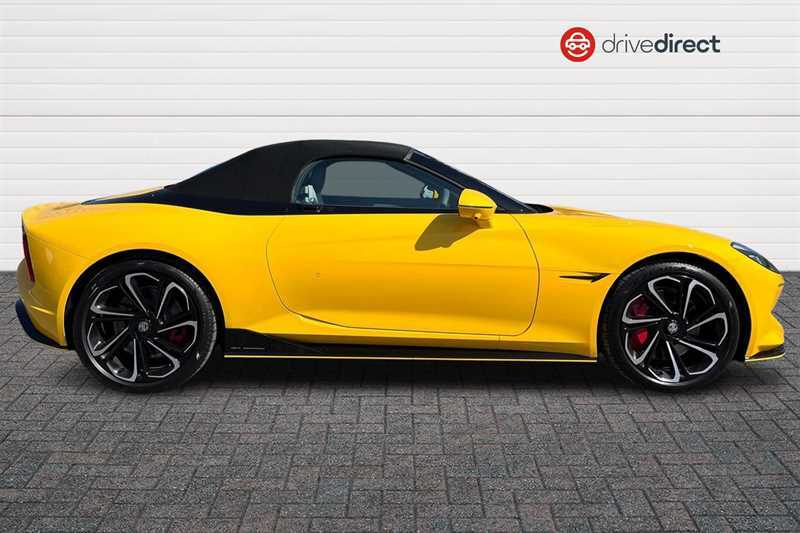 MG Cyberster Dual Motor 77Kwh Gt Convertible Yellow #2
