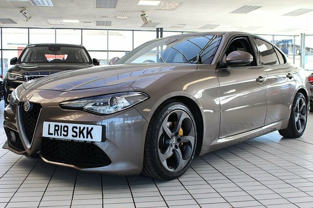 Alfa Romeo Giulia 2.2 Td Speciale Saloon Euro 6 S S Beige #3