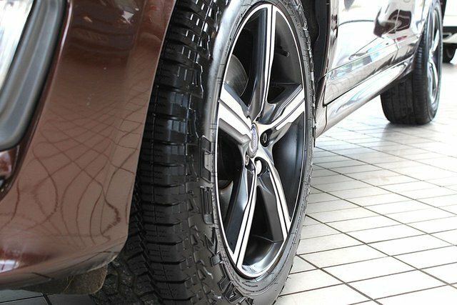 Volvo XC60 2.4 D5 R-design Lux Nav Suv Awd Eu GK17BVC Brown #4