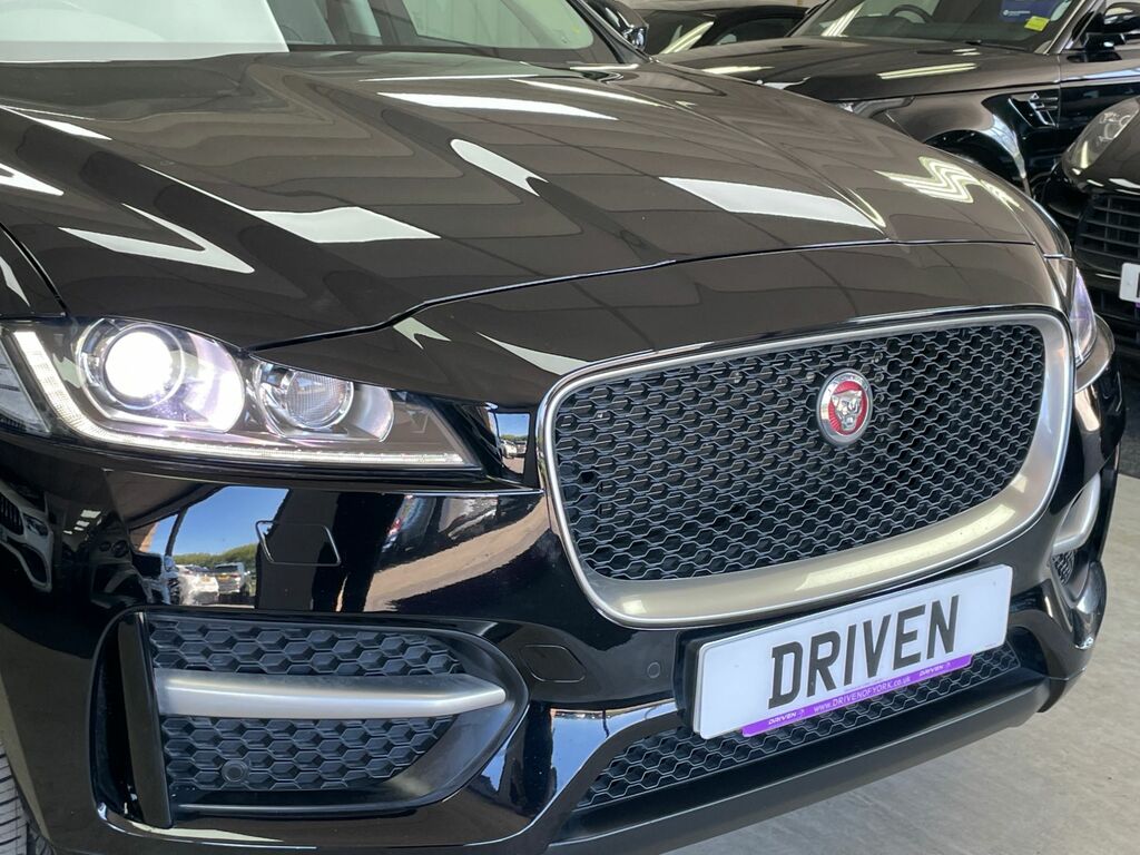 Jaguar F-Pace F-pace R-sport D FG68ONZ Black #3